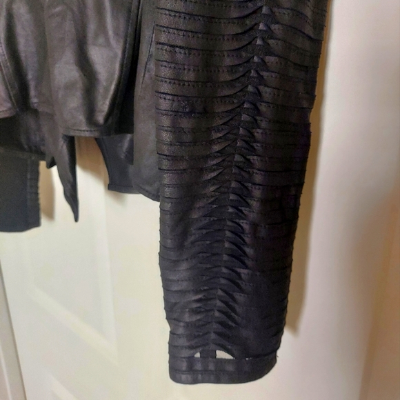 LAMARQUE New Brenda Leather Moto Jacket - Medium - Picture 8 of 10